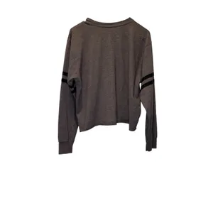 Disney Embroidered Women's Mickey Mouse Crop Top Gray Long Sleeve Shirt Size L thumbnail 2