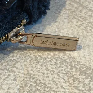 Lululemon Everywhere Fleece Belt Black & Silver Bag 1L thumbnail 3