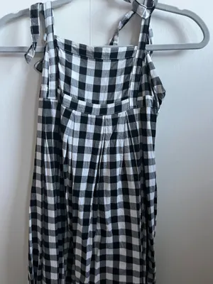 Old Navy black and white gingham midi dress with tie back detail. Size: XS #gingham #summerdress thumbnail 2