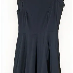 Pact Dress L Black Organic Cotton Fit Flare Midi Minimalist Quiet Luxury Classic thumbnail 3