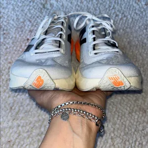 New Balance FuelCell Pvlse v1 Running Shoe Sneaker Hot Mango/White/Angora 8 thumbnail 6