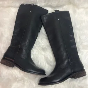 H by Halston Tall Shaft Leather Boots Size 9B BIN 12‎ thumbnail 1
