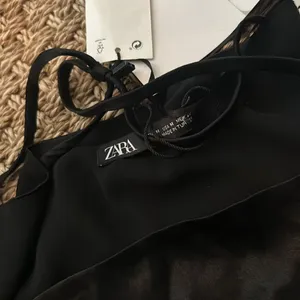 NWT Zara Black Satin‎ Lace Up Crop Size Medium thumbnail 2