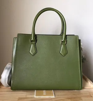 Michael Kors Purse thumbnail 3