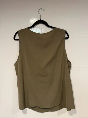 Sleeveless Olive Green Pleated Front Tank Top thumbnail 3