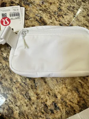 Lululemon Mini Everywhere Belt Bag thumbnail 4