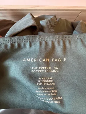 American Eagle Outfitters green high waisted everyday pocket legging thumbnail 9