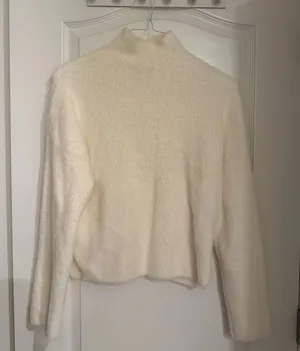 Abercrombie & Fitch Off White Cowl Neck Sweater Small Cream Knit Never Worn thumbnail 1