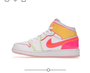 Nike Jordan 1 Mid Edge Glow thumbnail 1