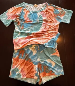 Boutique BiBi Tie-Dye T-shirt and Shorts set M thumbnail 1