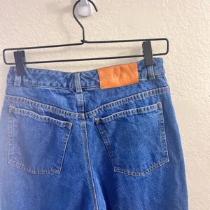 ALOHAS Deep Blue Relaxed Fit Leg High Rise Denim Size M thumbnail 7