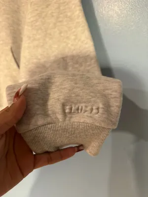 SKIMS Classic Cotton Fleece Hoodie thumbnail 2