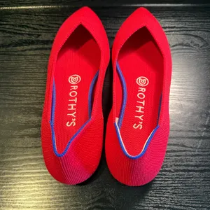 Rothy’s The Point Vibrant Red Pointed Toe Shoes Flats 8 Retired EUC thumbnail 4