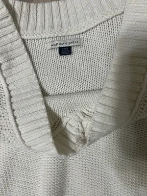American Eagle Outfitters Ivory Cable-Knit V-Neck Sweater thumbnail 2