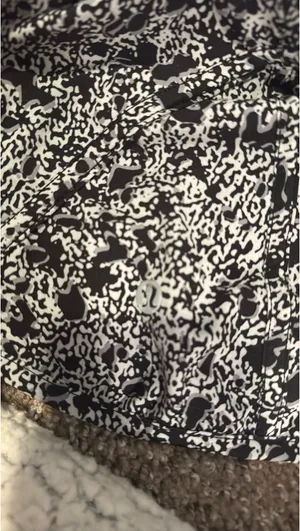 Lululemon Track That High-Rise Shorts 5" thumbnail 3