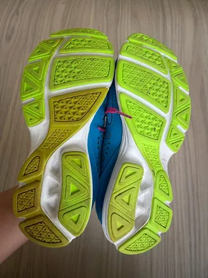 New Balance Teal Blue Sneakers with Hot Pink Accents thumbnail 8