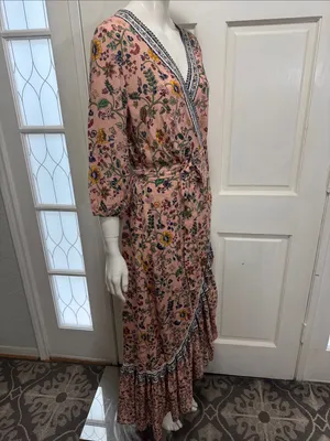 FARM Rio 100% Viscose Pink Floral Wrap Long Sleeve Maxi Dress Size Medium🌸💗 thumbnail 10
