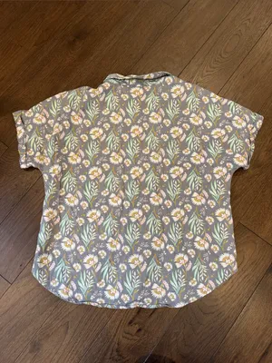 Universal Thread Floral Short Sleeve Button-Front Top  Medium - C16-061 thumbnail 7