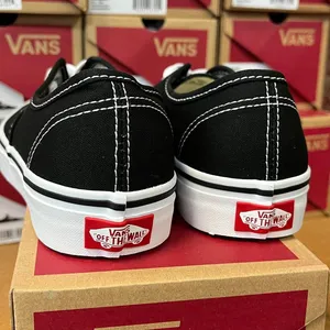 Vans Women's Black Trainers thumbnail 6