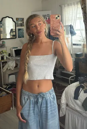Light gray Brandy tank thumbnail 1