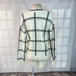 Moth Anthropologie Black White Windowpane Plaid V-Neck Sweater Size Medium thumbnail 8