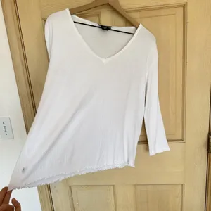 Vintage Y2K 100% Cotton Lauren Ralph Lauren Ribbed 3/4 Sleeve top Lettuce Hem thumbnail 2