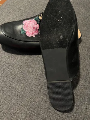 Catherine Malandrino Black Leather Slip-On Mules with Pink Rose Embroidery thumbnail 3
