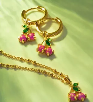 Kendra Scott Cherry Necklace NEW thumbnail 4