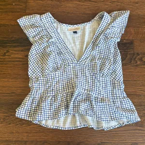 Universal Threads blouse thumbnail 1