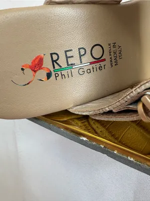 Two-Tone Beige and White Platform Slide Sandals with Buckle thumbnail 7