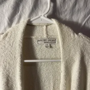 Sweater thumbnail 3