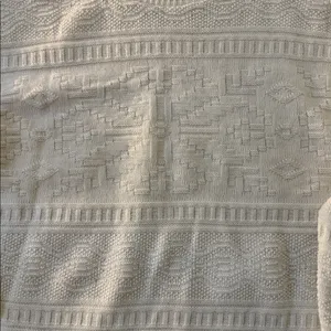 Basic Editions vintage unisex Men's Womens Cream white Crewneck Sweater medium thumbnail 2