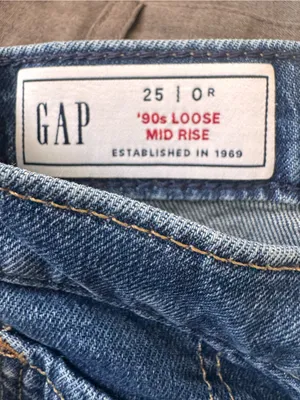 GAP ’90s Loose Mid Rise Jeans Women’s 25/0R Medium Wash Relaxed Denim thumbnail 2