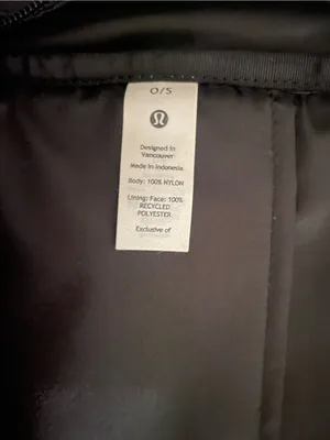Lululemon Everywhere Backpack 22L in Black thumbnail 4