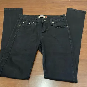 Eunina black blue jeans thumbnail 1