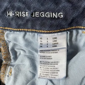 American Eagle Dark Wash Hi-Rise Jegging thumbnail 4