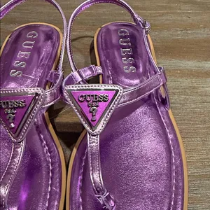 Guess Purple Metallic Logo‎ Sandals Size 6.5 | Y2K Square Toe Thong Flip Flops thumbnail 3