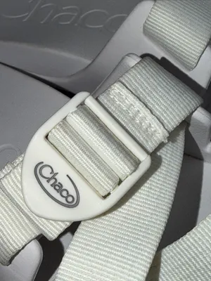 Chacos Chillos Performance Slide Sandals in Classic White Size 7 thumbnail 4