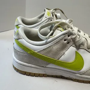 Nike Dunk Low Pro Sneakers Women’s 7.5 White & Bright Cactus Green Tennis‎ Shoes thumbnail 2