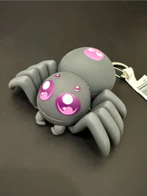 SPIRIT HALLOWEEN Gray Spider 3D Figural Bag Charm Keychain thumbnail 2