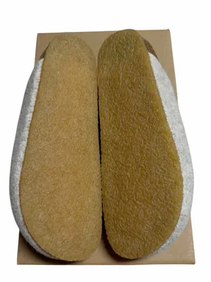 NIB COZY EARTH Lakehouse Clog Oat Wool Women’s Size 6 thumbnail 4