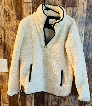 Thread & Supply Women's sherpa pullover sweater white size small thumbnail 1