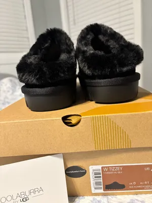Koolaburra by UGG Women’s “Tizzey” Black Suede Platform Slippers Size 10 NIB thumbnail 4