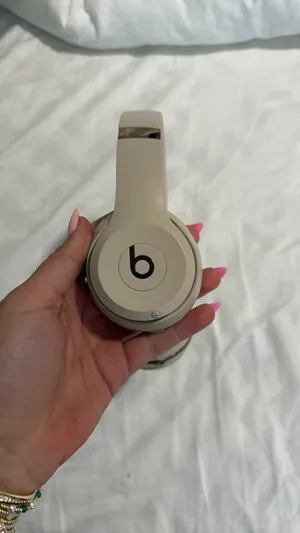 Beats by Dre Solo Wireless 3 gold and cream headphones thumbnail 3