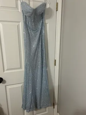 Scarlett Portia And Gown thumbnail 7