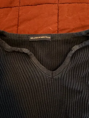 Brandy Melville Cropped Sweater thumbnail 3