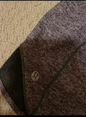 Lululemon Shorts thumbnail 3