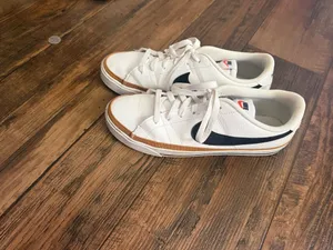 Nike Legacy Court Sneakers Women’s thumbnail 3