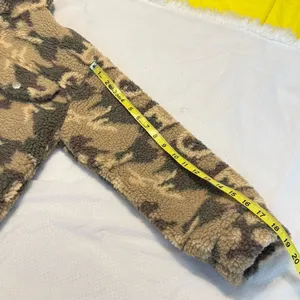 Shein Camo Faux Sherpa Jacket Oversized Small Faux Pockets Snap Closure thumbnail 6