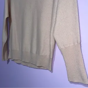 Tahari Cashmere Sweater Soft Pink Women M Contemporary Minimalist Office Modest thumbnail 3